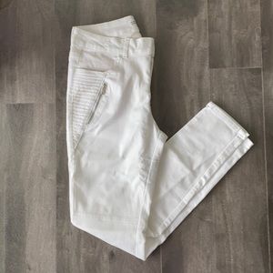 Women’s Zara Basic Denim with zippers